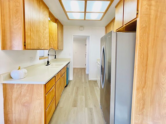 3rd image of 804 Elisa Way
