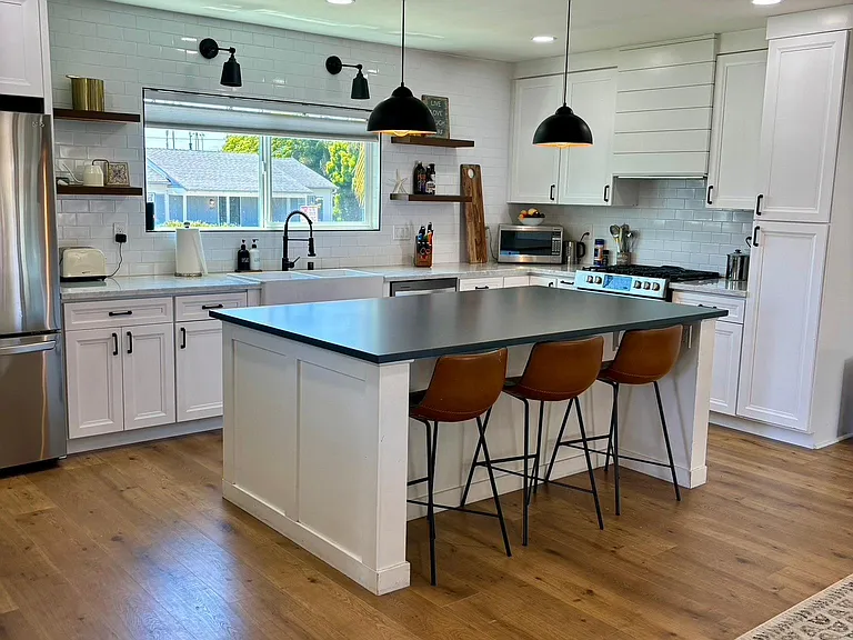 1650 Alvarado St — Photo 11
