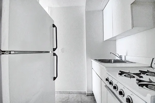 Rented by Urbane Brokerage | media 5