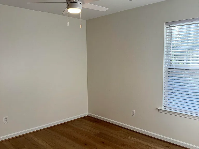 521 Reach Dr — Photo 23