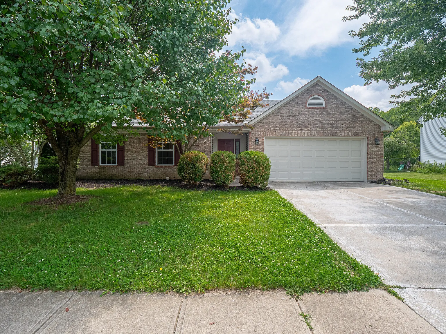 10121 Cornith Way photo 1