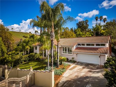 384 S Country Hill Rd, Anaheim, CA, 92808