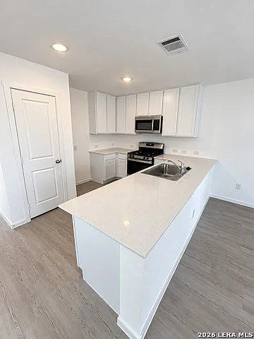 3 bed, 2.5 bath, 1189 sqft, $1,295 — Photo 4