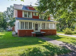 1916 1st Ave, Perry, IA 50220