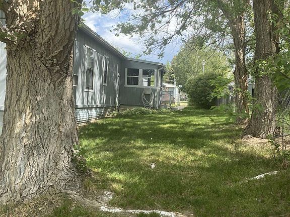 3rd image of 1366 N Laramie Cir