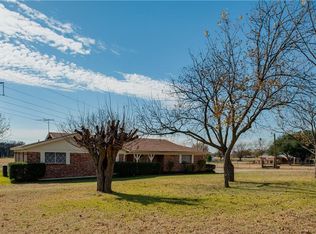 2912 McPherson Rd, Fort Worth, TX 76140