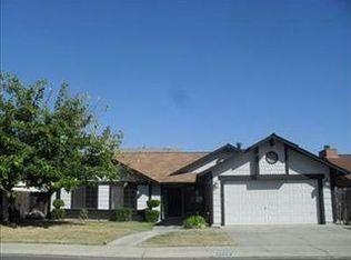 2725 Riverbend Dr, Modesto, CA