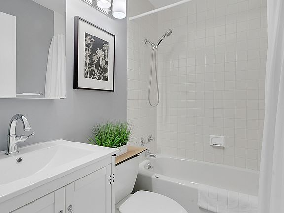 5th image of 96 Schermerhorn St Penthouse H