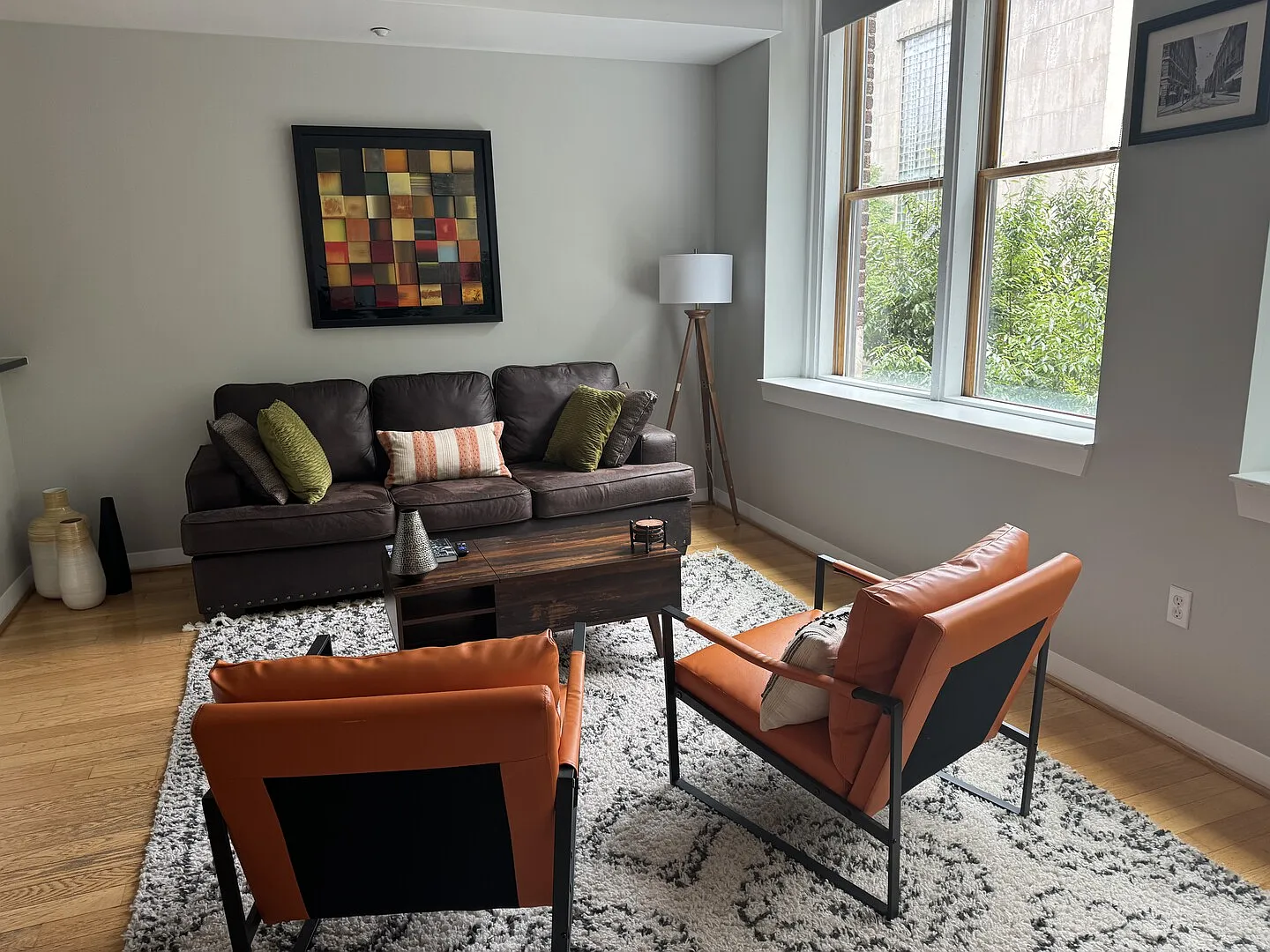 Granby Loft — Photo 2