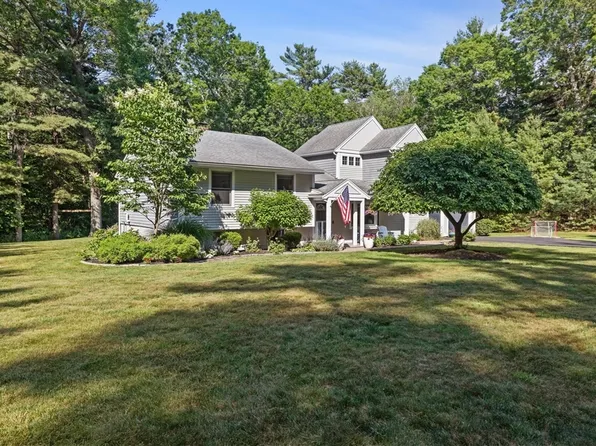 55 Union Bridge Rd, Duxbury, MA 02332