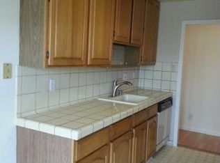 402 8th Ave APT 305, San Francisco, CA 94118