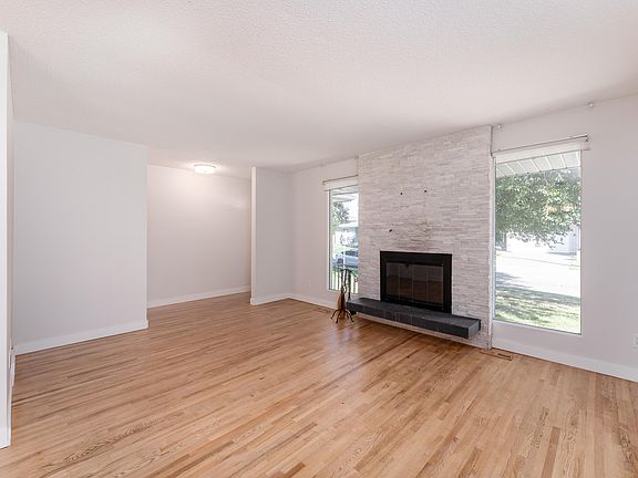 4th image of 10415 39a Ave NW