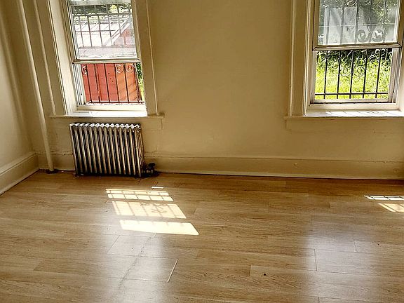 3rd image of 346 Midwood St #1F