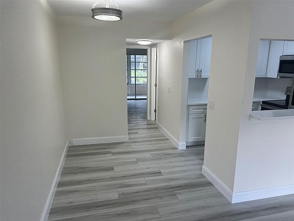 4th image of 118 S Ventnor F #118