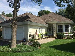 512 Wildflower, Burnsville, MN 55306