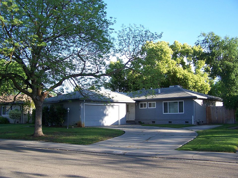 1st image of 402 Marc Ave