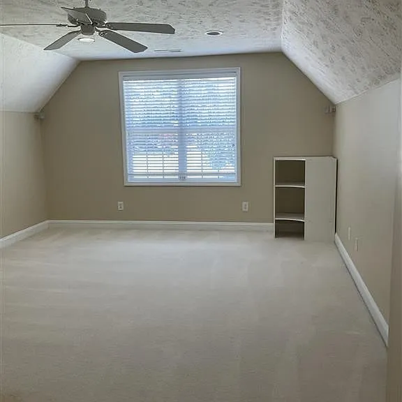 4200 Ferncreek Dr — Photo 17