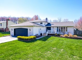 1020 Ledge Rd, Macedonia, OH 44056