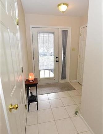 4th image of 8093 Heritage Dr