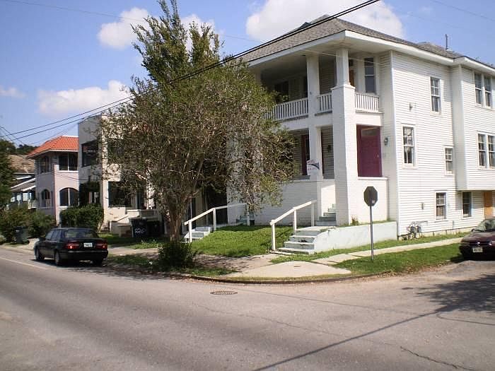 1st image of 2201-03 Jefferson Ave #1