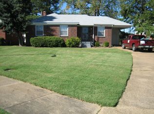 963 Dwyer St, Memphis, TN 38122