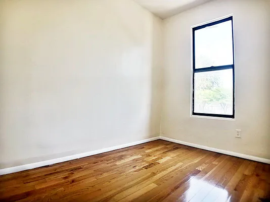 Rented by Bohemia Realty Group | media 13