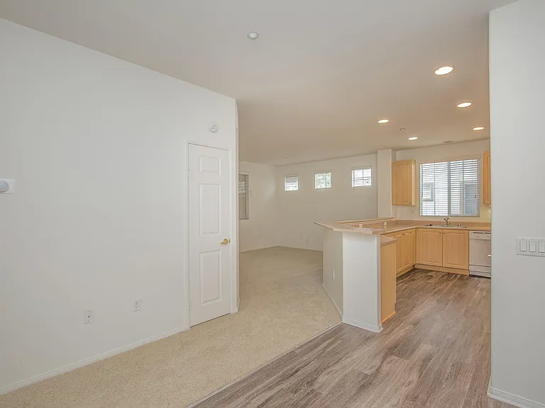 Arbor Lane Apartment Homes — Photo 26