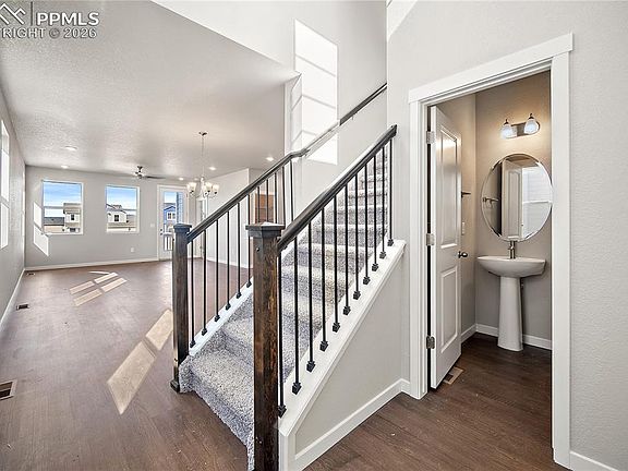 7th image of this home