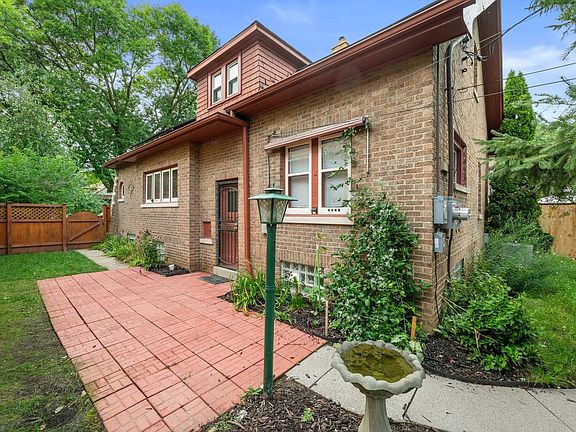5th image of 3276 N 47th STREET