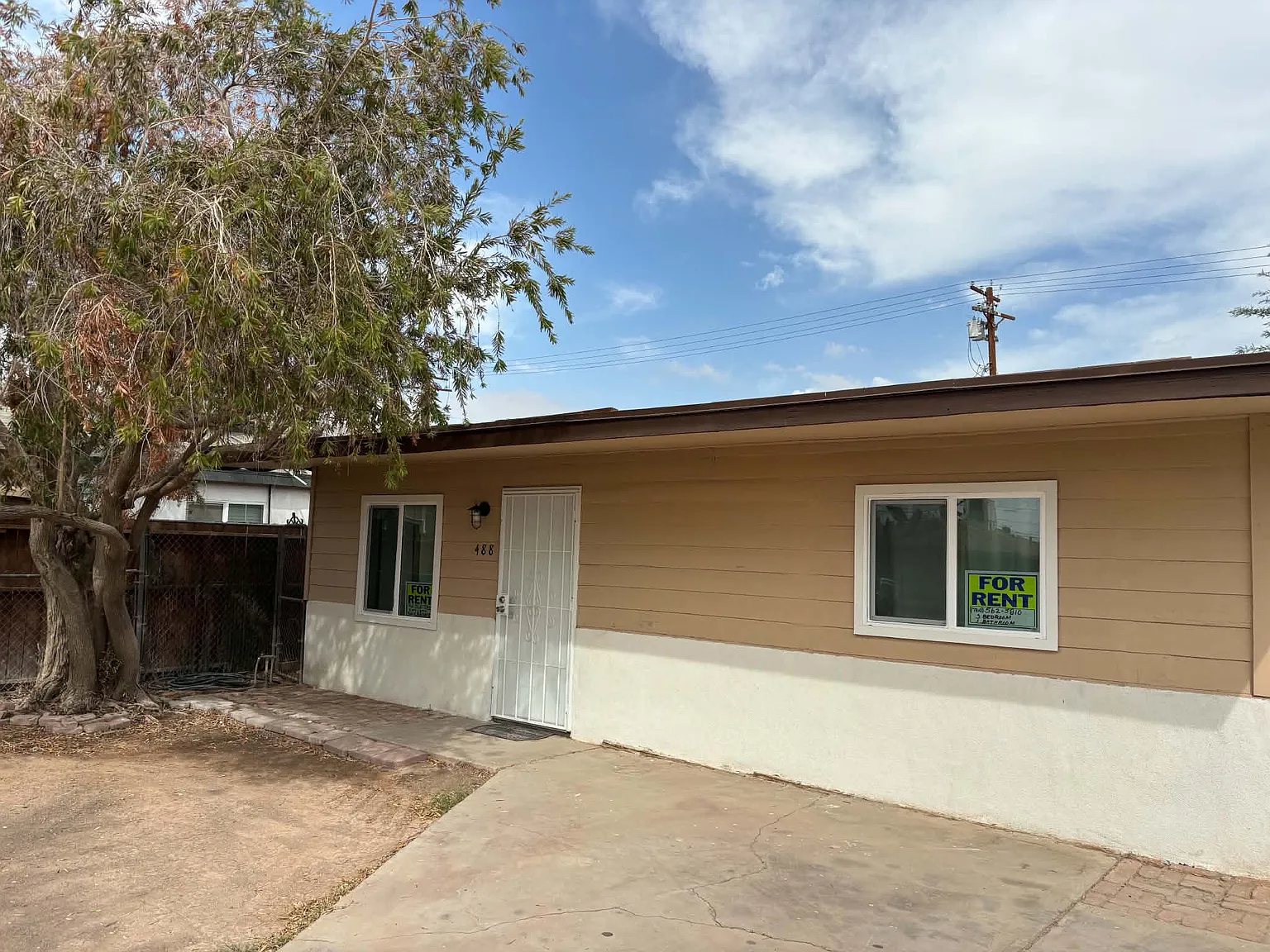 3 bed, 1116 sqft, $1,900 — Photo 1