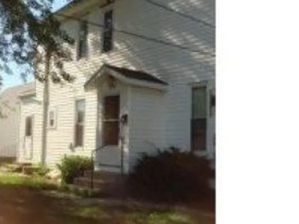 323 N Sugar St, Celina, OH 45822