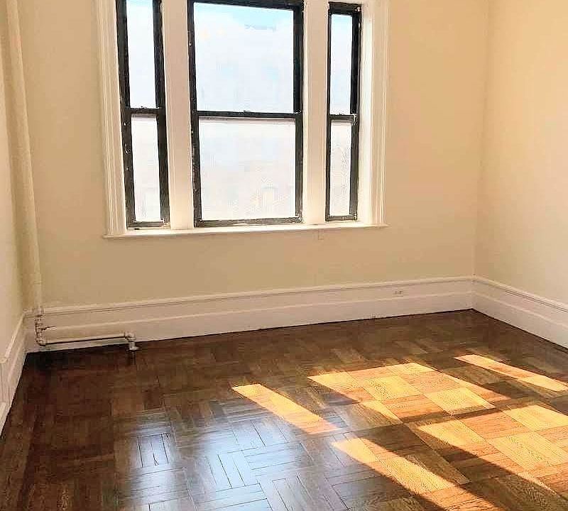 1st image of 259 Parkside Ave APT 3A