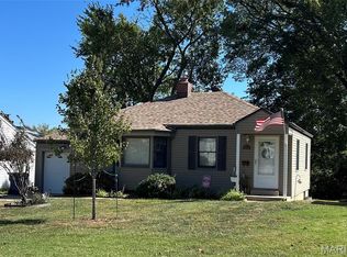 3134 Ohare Dr, Saint Ann, MO