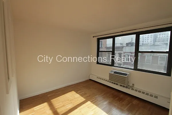 Rented by City Connections Realty | media 85