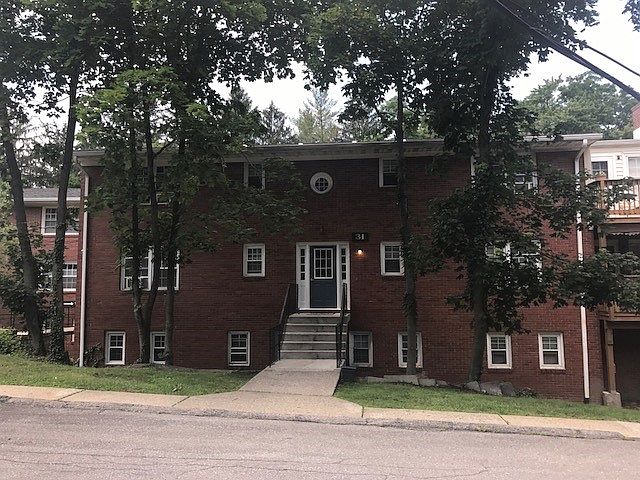 1st image of 31-1 Huguenot St
