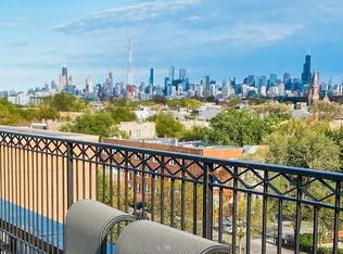 3125 W Fullerton Ave APT 509, Chicago, IL 60647