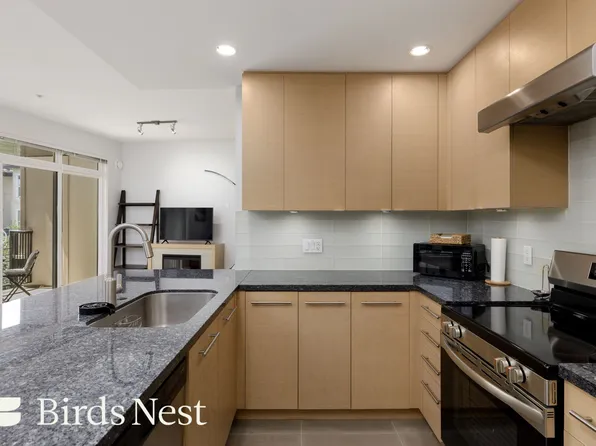 5928 Birney Ave #325, Greater Vancouver, BC V6S 0B5