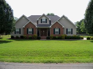 1120 Asher St, Jasper, TN 37347