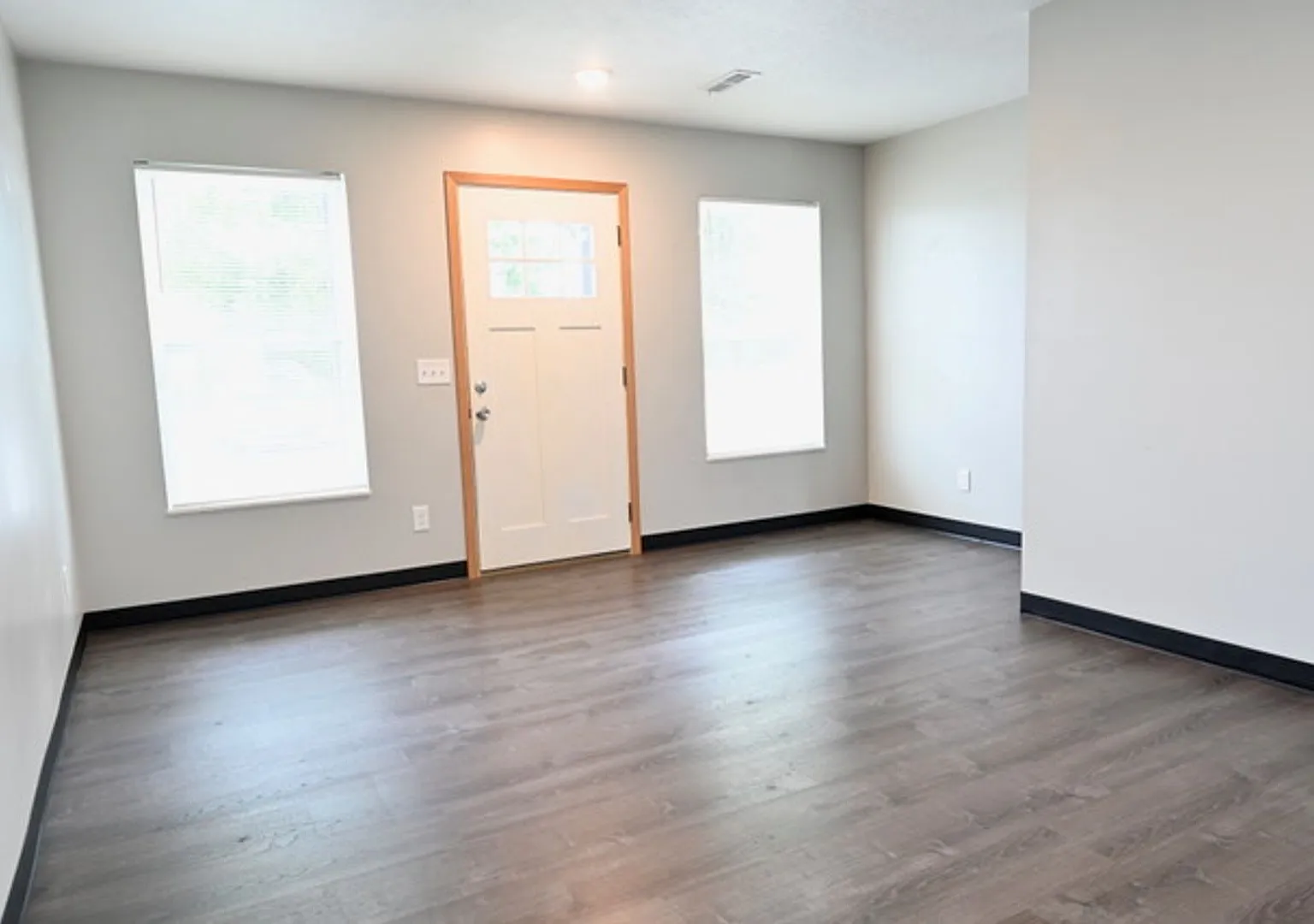 3 Bed / 1.5 Bath Townhome for Rent in Mansfield, OH — Photo 2