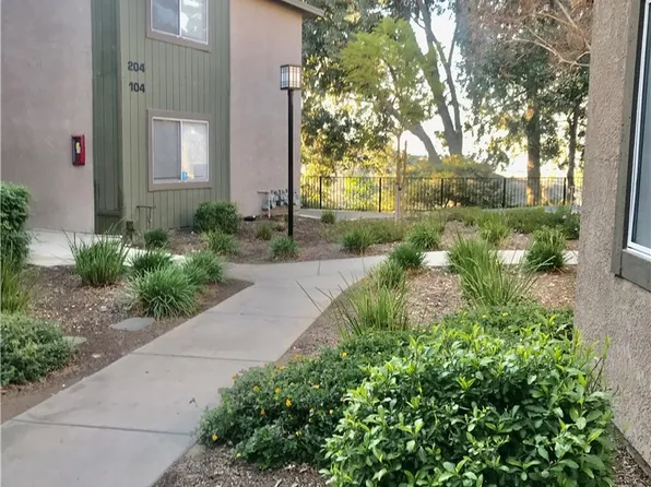 2612 Avenida Del Vis APT 203, Corona, CA 92882