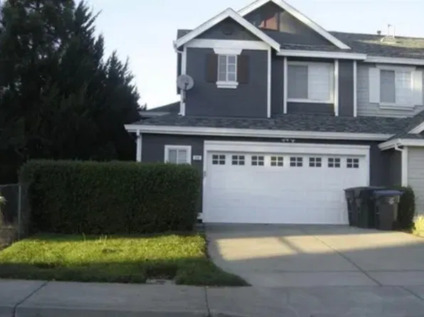 236 Redstone Cir, Suisun City, CA 94585
