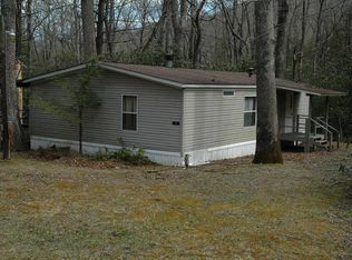 15 Rock Creek Rd, Burnsville, NC 28714