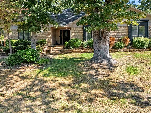 4th image of 1129 Windsong Ln