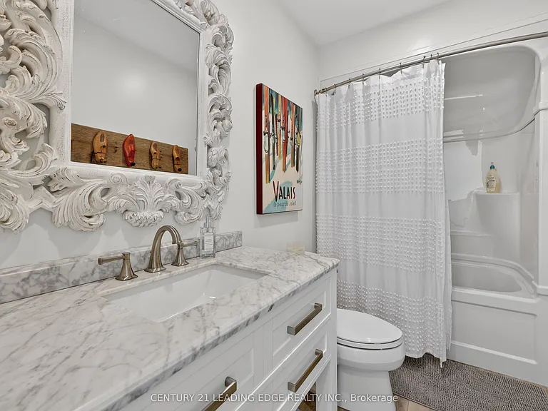 29 Saint Clair St — Photo 35