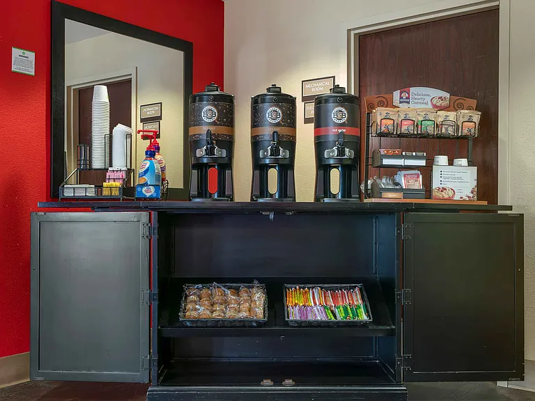 Lobby and Guest Check-in