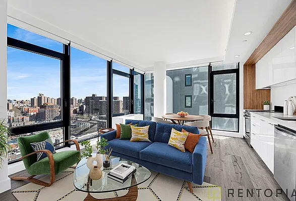 Living room, photo 1