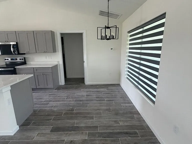 603 Wilmington Pkwy — Photo 10
