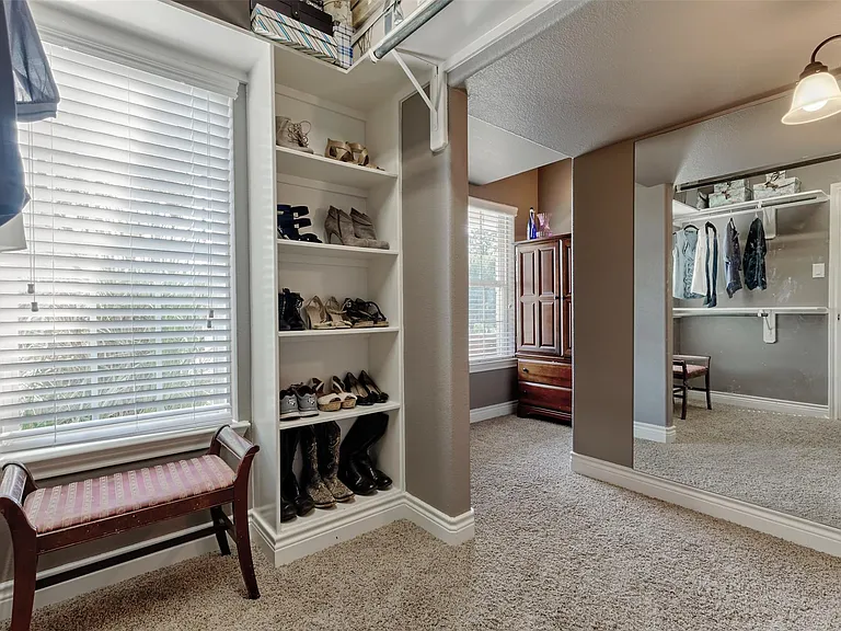 11939 Sagittarius Dr E — Photo 23