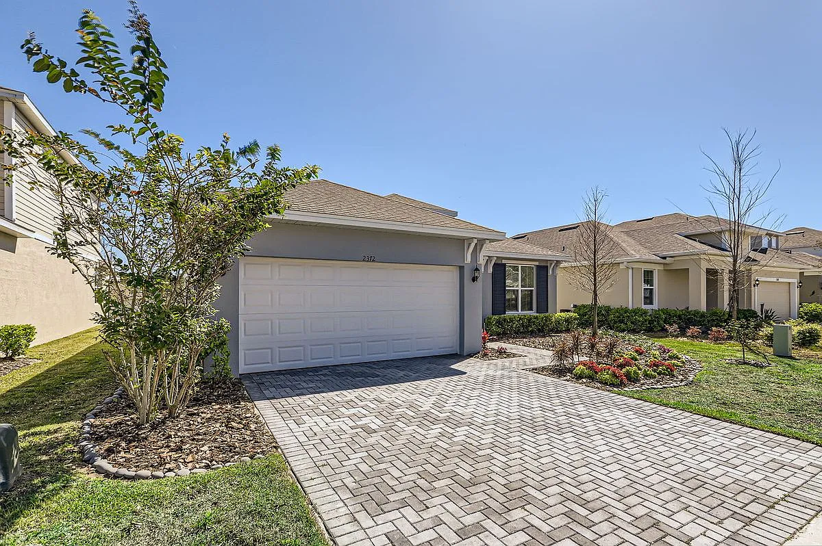 3 bed, 2.0 bath, 1538 sqft, $2,200 — Photo 1