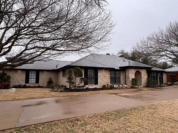 5th image of 1922 Shari Ln